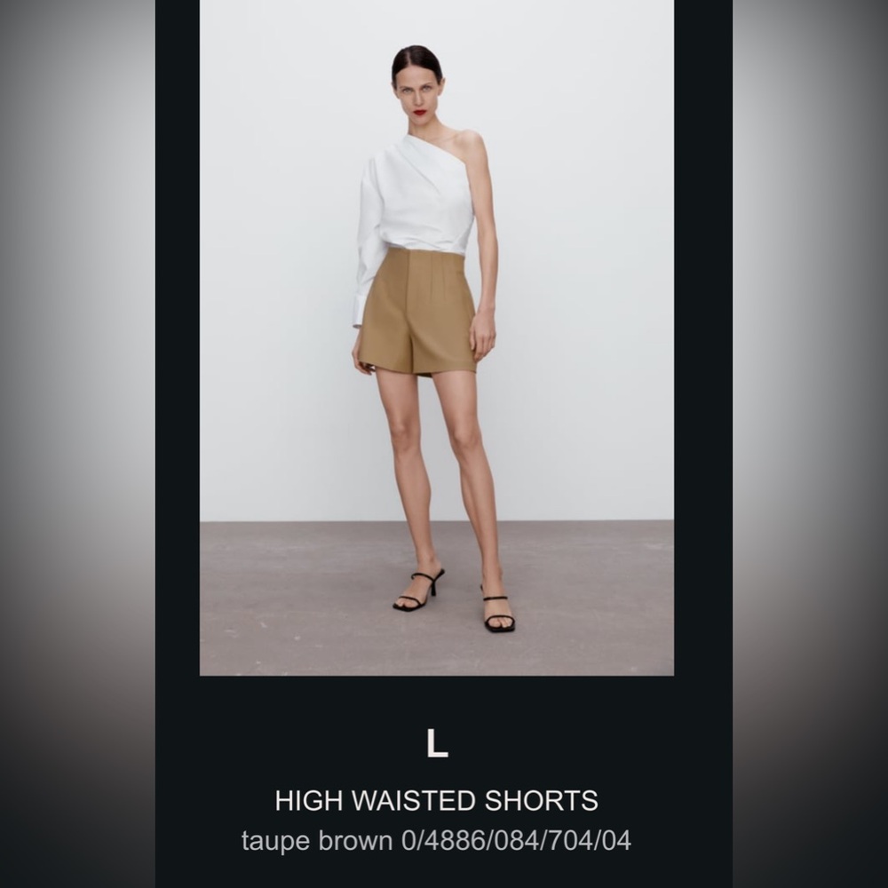 Zara High waist short never worn small pen mark on side